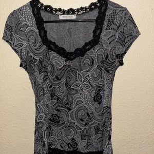 WOMENS White House Black Market Short Sleeve Top Shirt size Medium